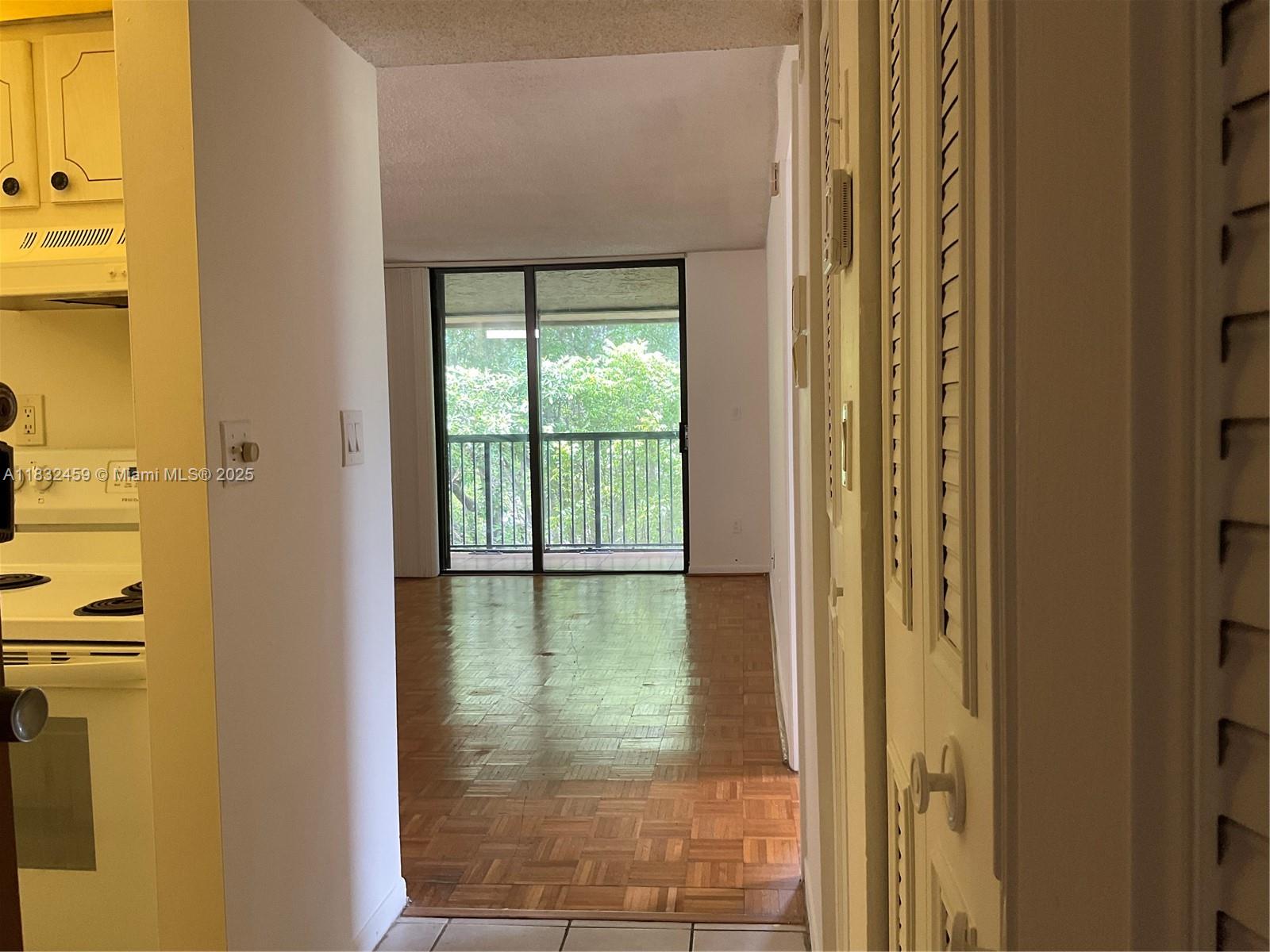 14201 N Kendall Dr 412D