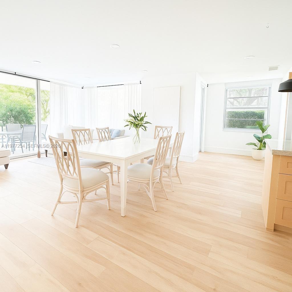 COMMODORE CLUB SOUTH COND - Residential Lease