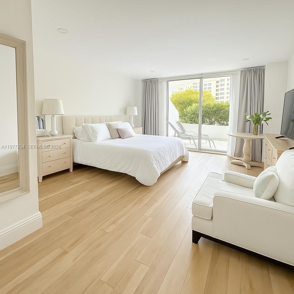 COMMODORE CLUB SOUTH COND - Residential Lease