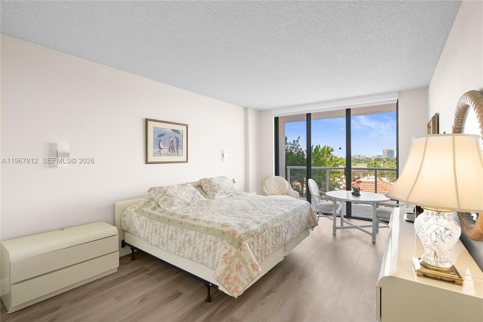 HAMPTONS WEST CONDO - Residential