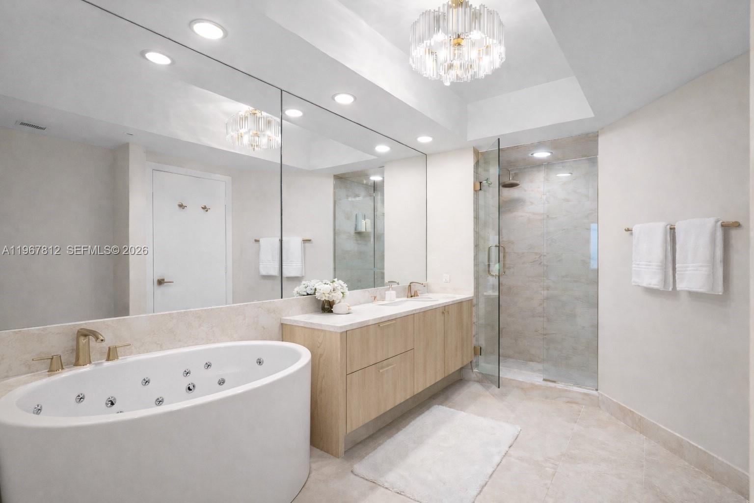 20281 E Country Club Dr 403