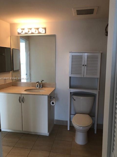 OPERA TOWER CONDO - Residential Lease