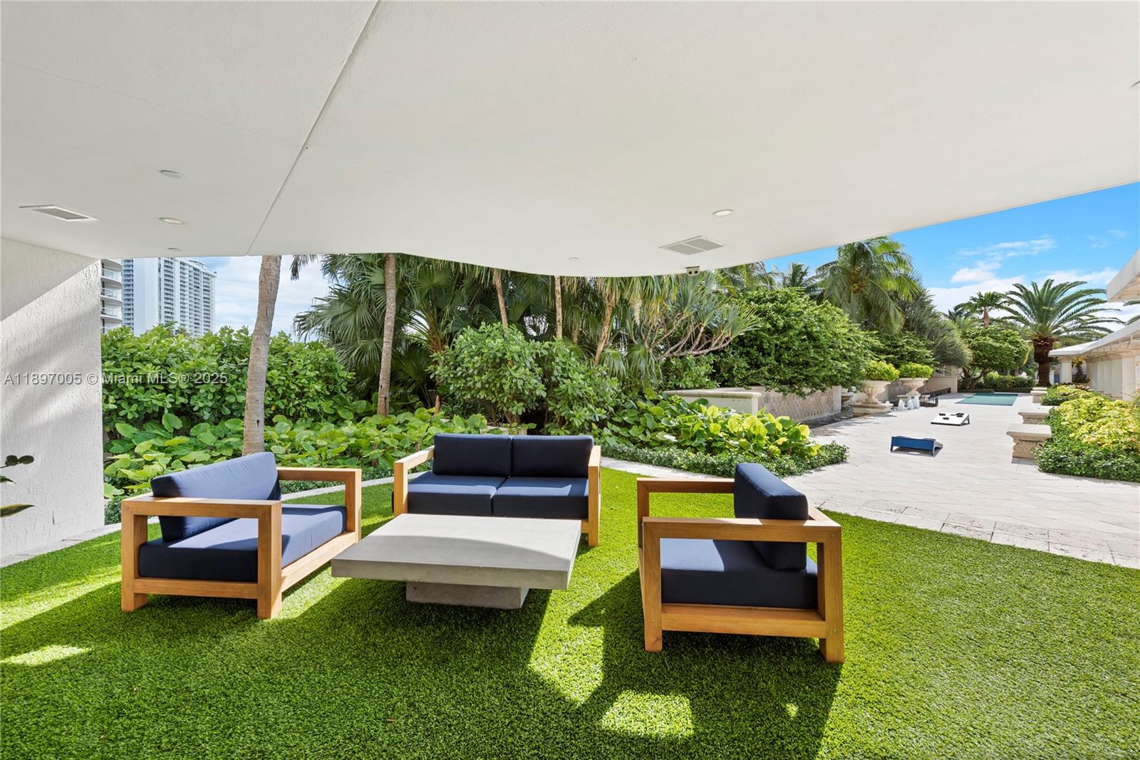 BELLAMARE @ WILLIAMS ISLA - Residential