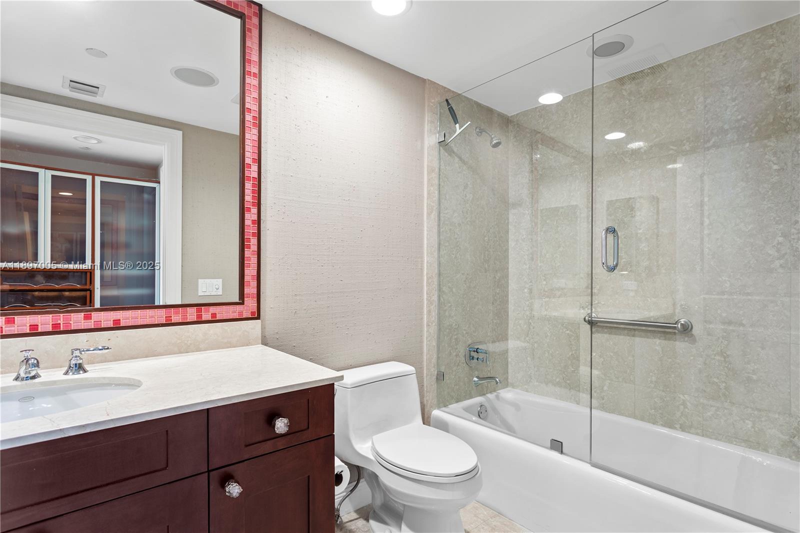 BELLAMARE @ WILLIAMS ISLA - Residential