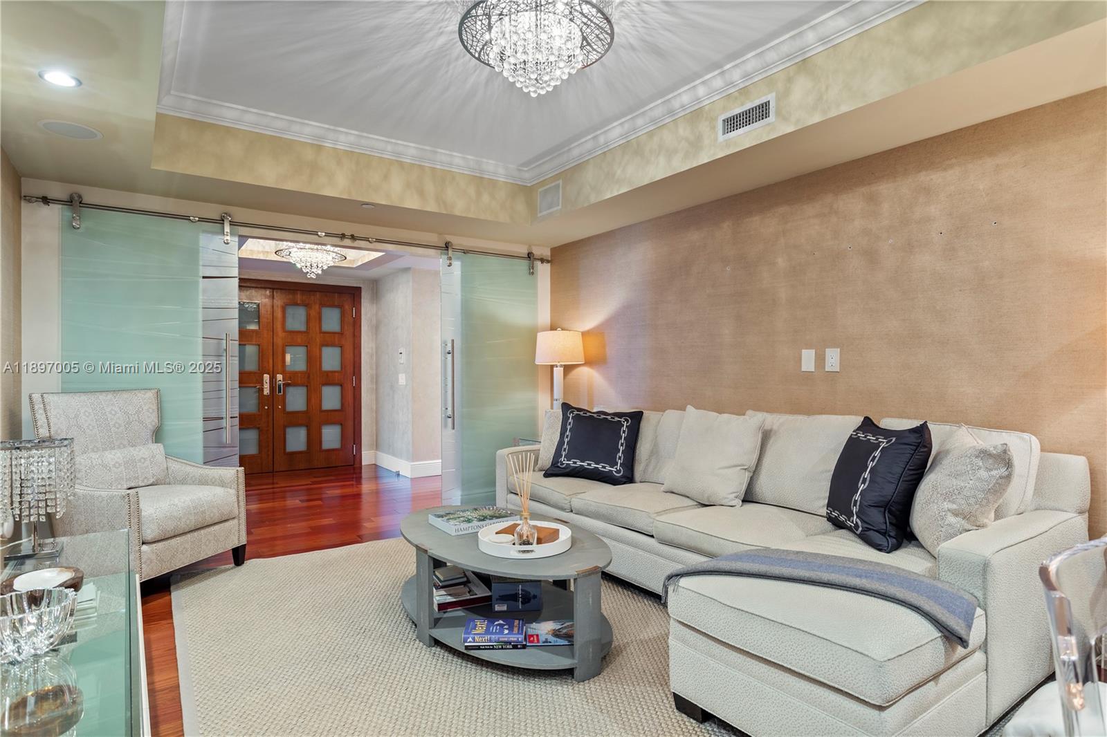 BELLAMARE @ WILLIAMS ISLA - Residential