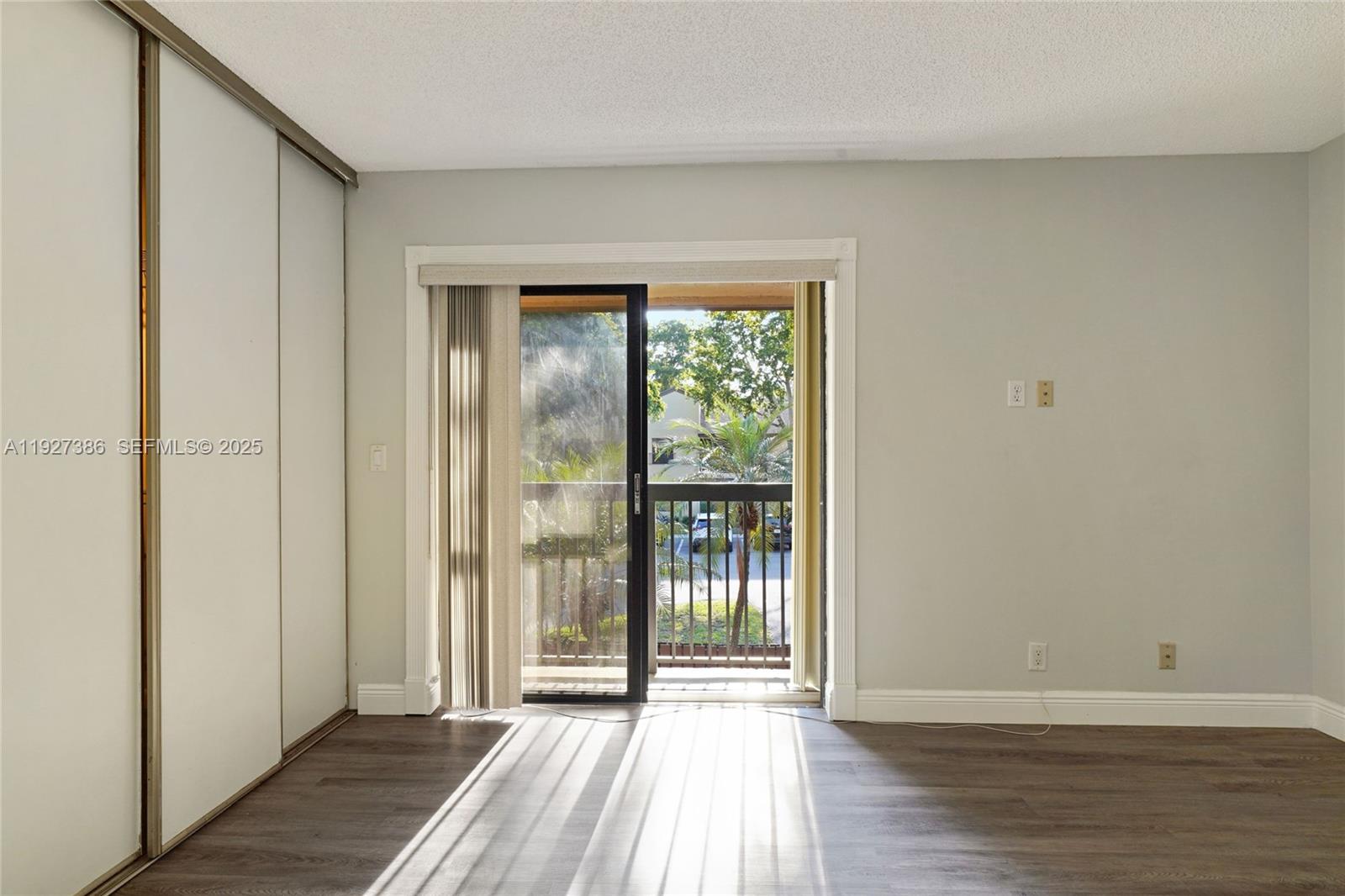 KARANDA VILLAGE III-B CON - Residential