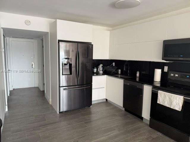 View photos, virtual tours, details... 3375 N Country Club Dr 1409