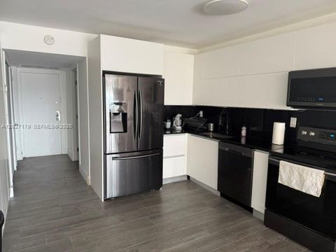 Tiny photo for 3375 N Country Club Dr #1409, Aventura, FL 33180 (MLS # A12027179)