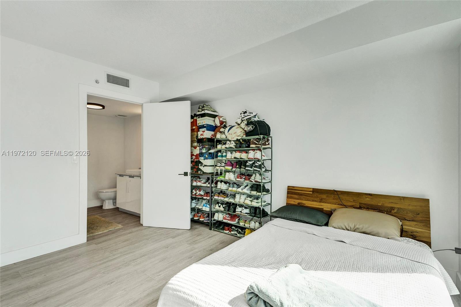 THE BRIDGEWATER CONDO - Residential