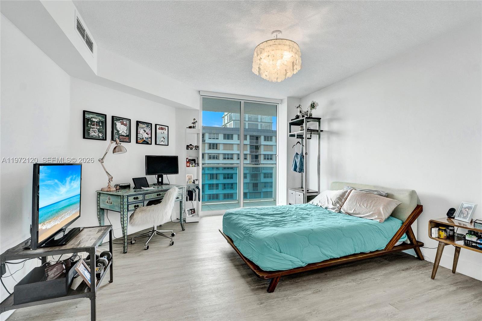 THE BRIDGEWATER CONDO - Residential