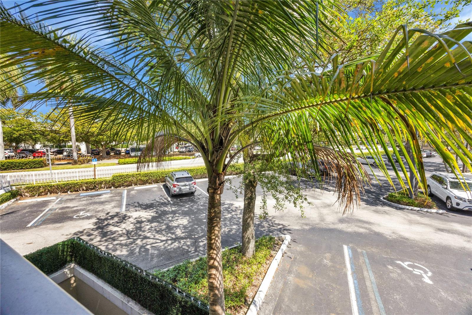 UNIVERSITY INN CONDO - Residential