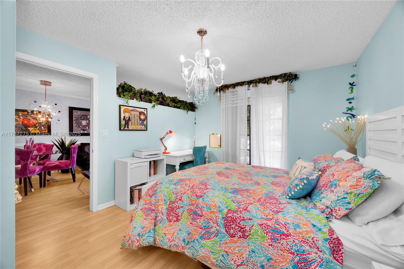 UNIVERSITY INN CONDO - Residential
