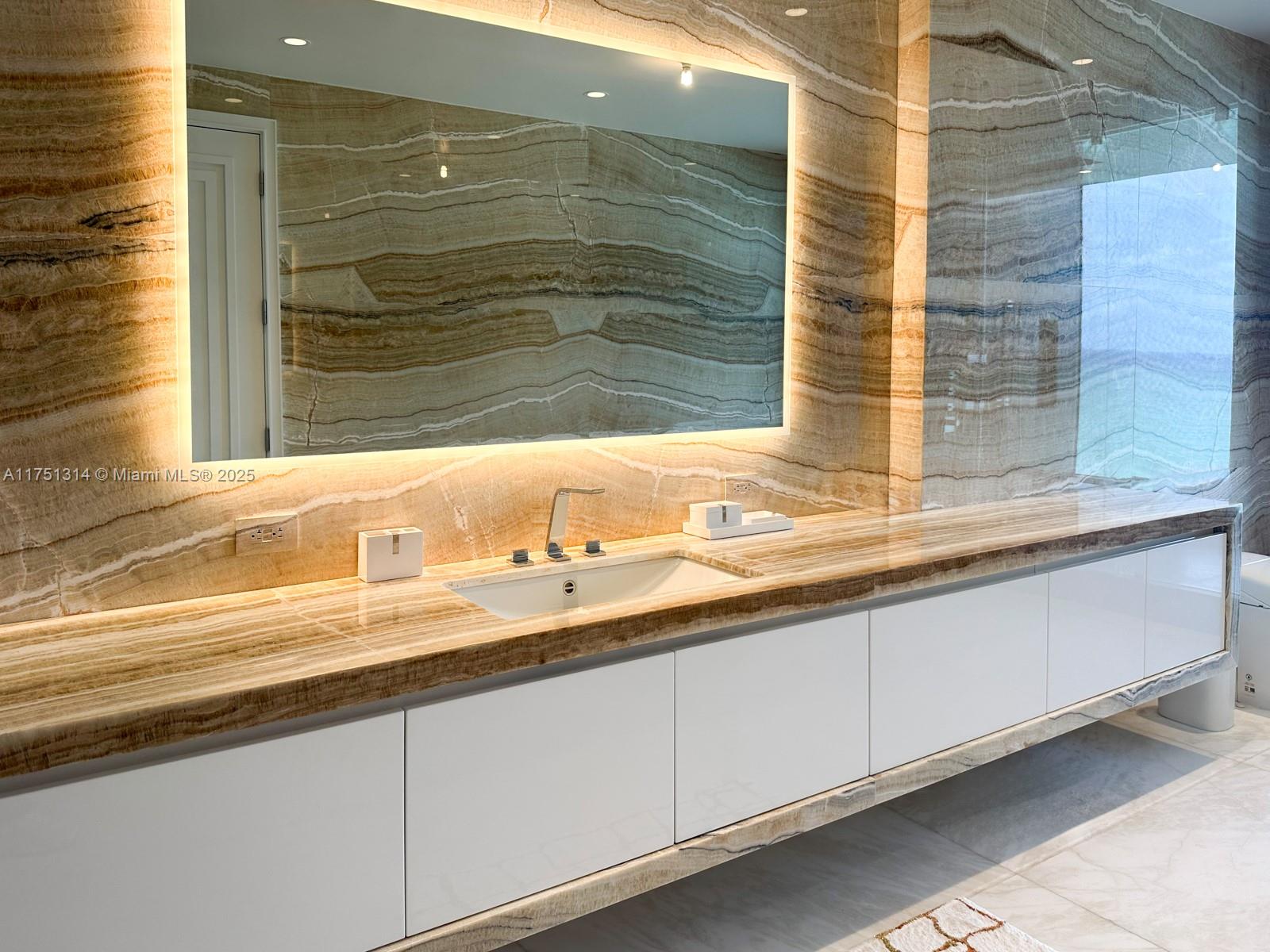 NORTH BISCAYNE BEACH AMEN - Residential