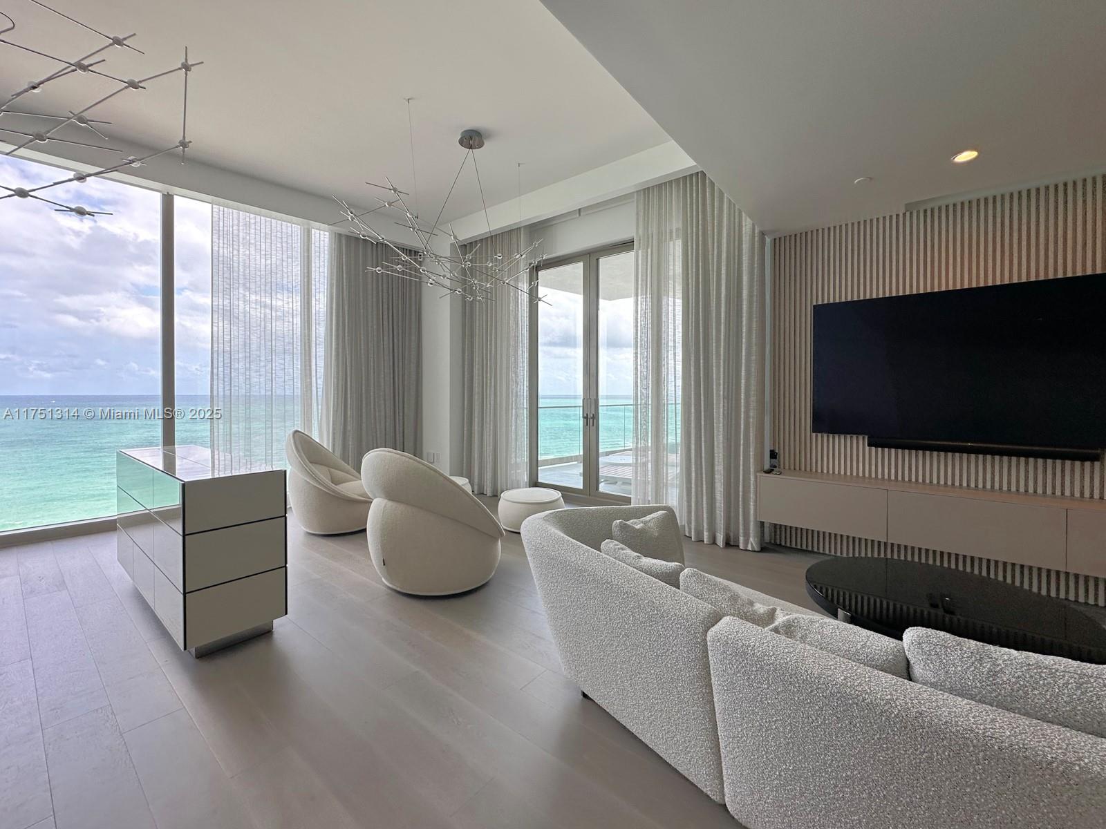 NORTH BISCAYNE BEACH AMEN - Residential
