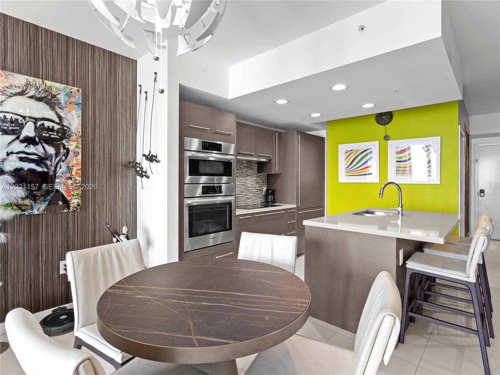 MIDTOWN AT DORAL - Residential