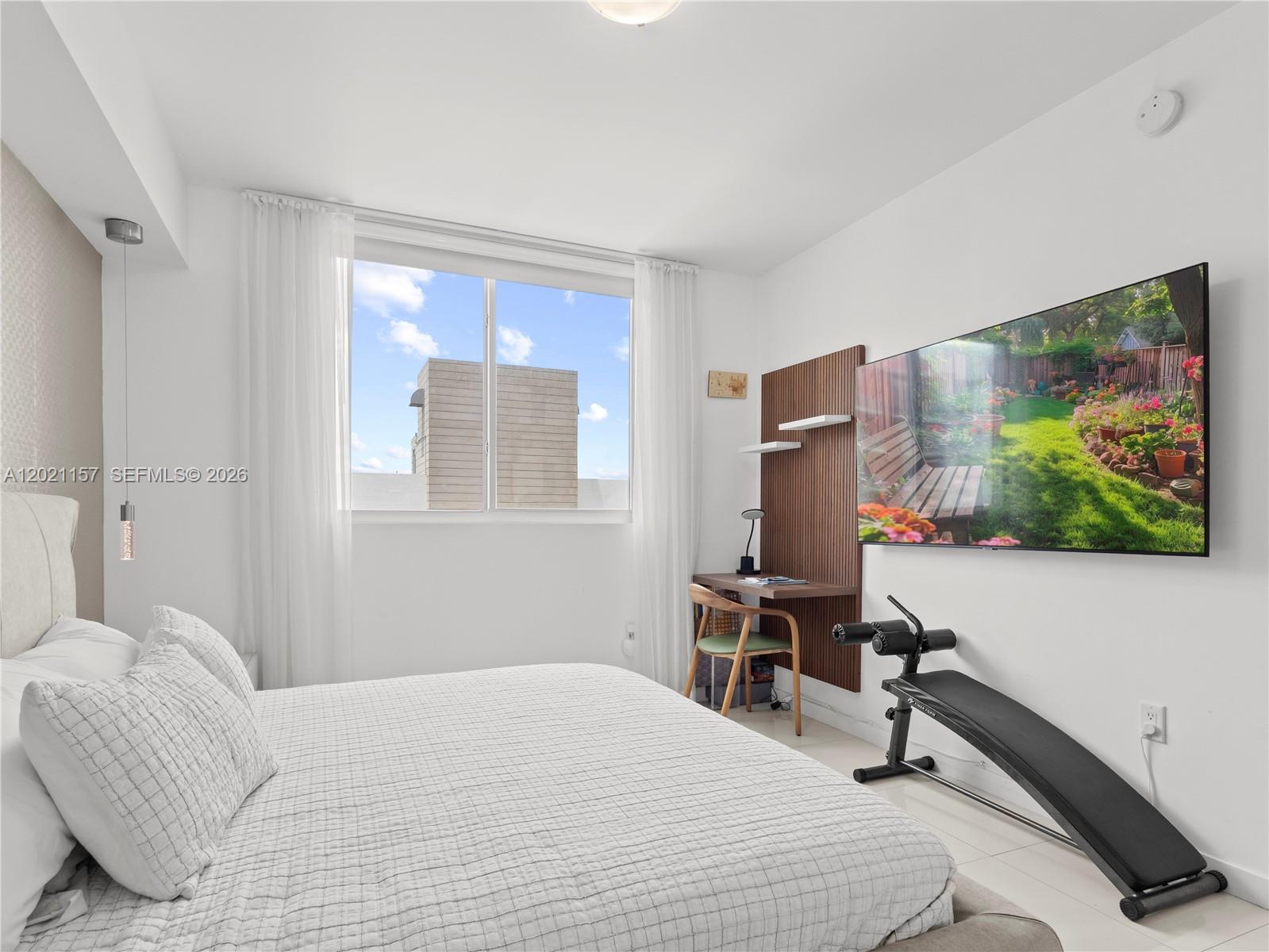 MIDTOWN AT DORAL - Residential