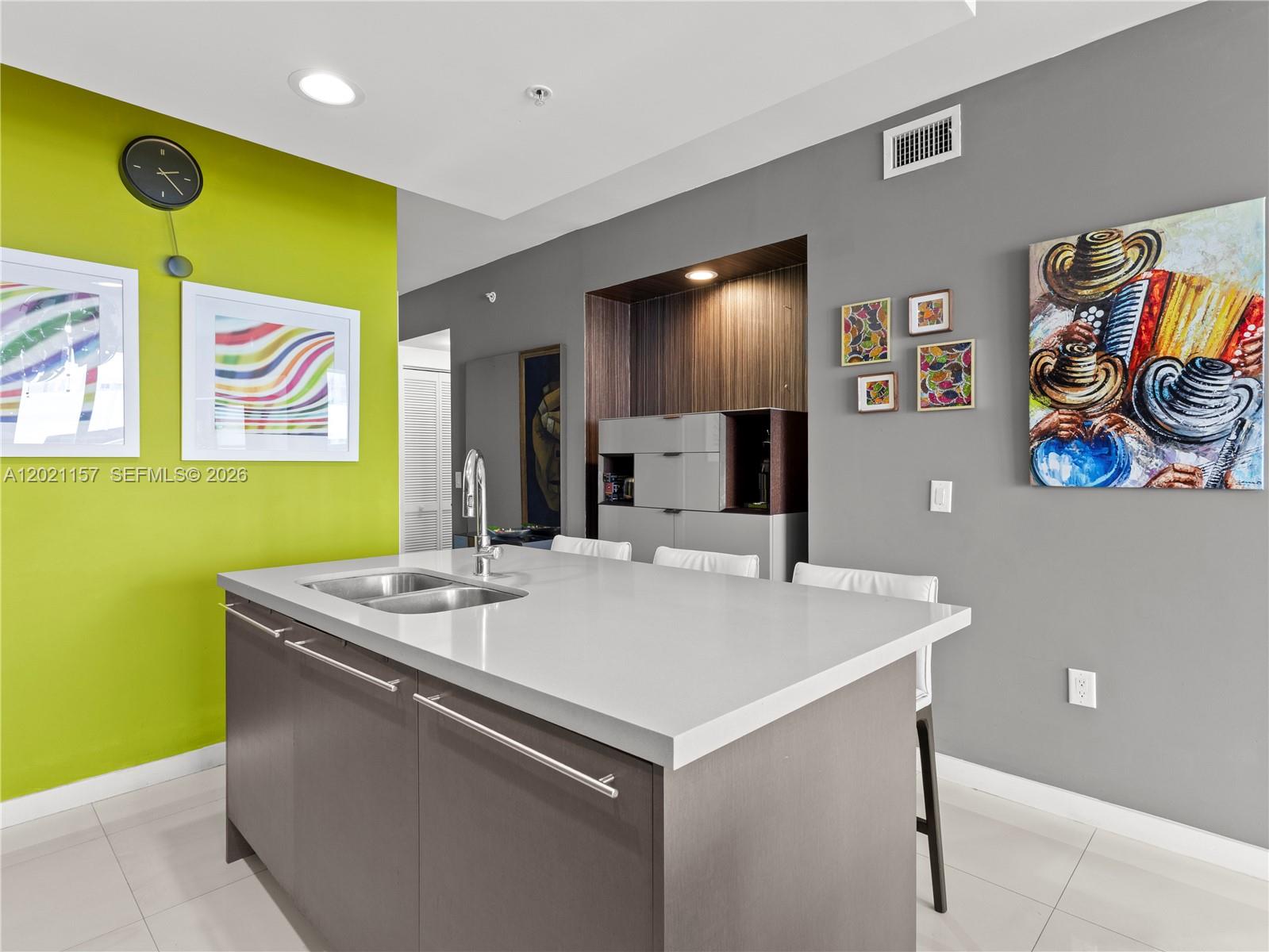 MIDTOWN AT DORAL - Residential