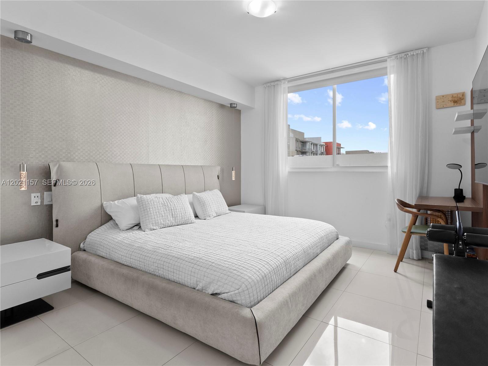 MIDTOWN AT DORAL - Residential