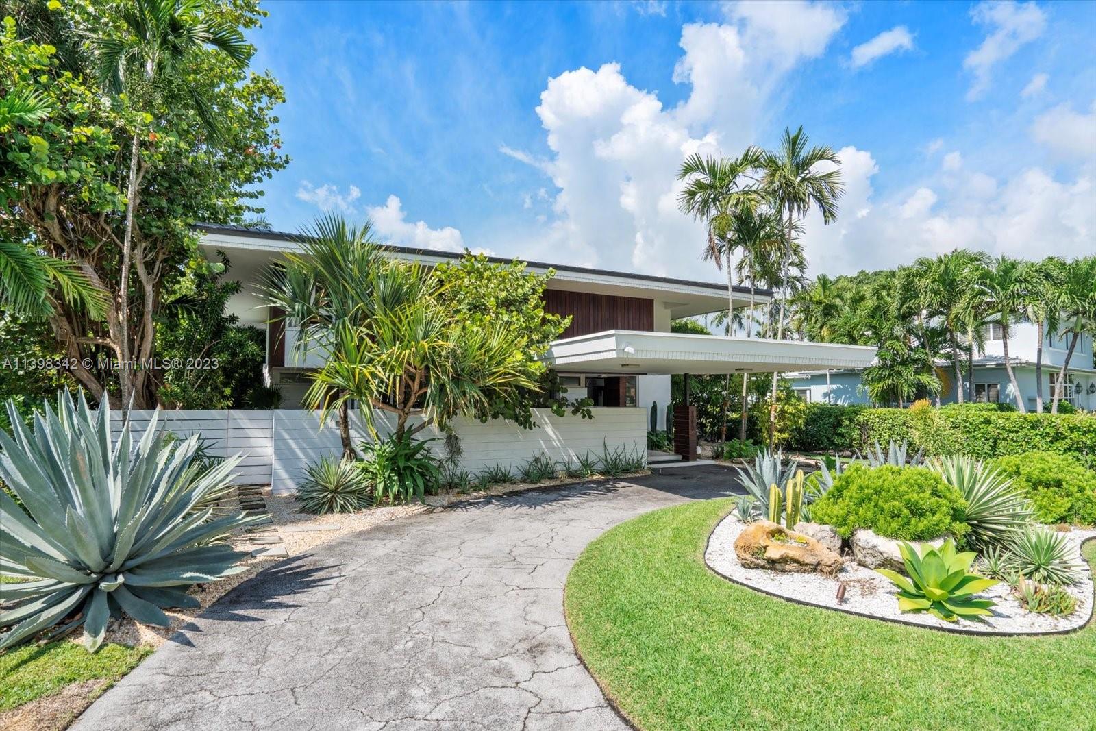 MIAMI SHORES SEC 3 - Residential