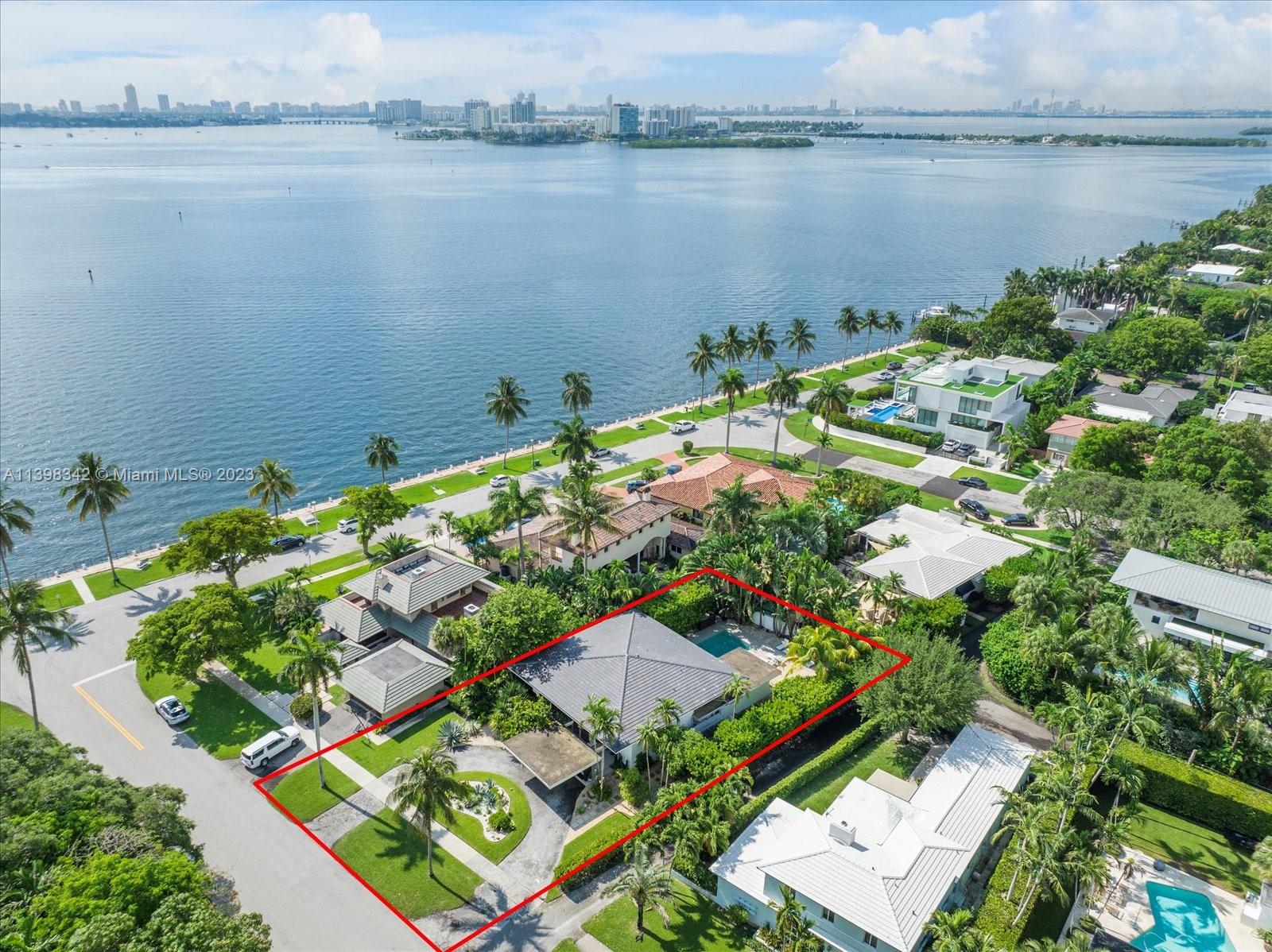 MIAMI SHORES SEC 3 - Residential