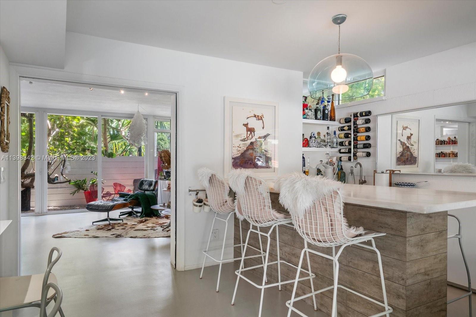 MIAMI SHORES SEC 3 - Residential