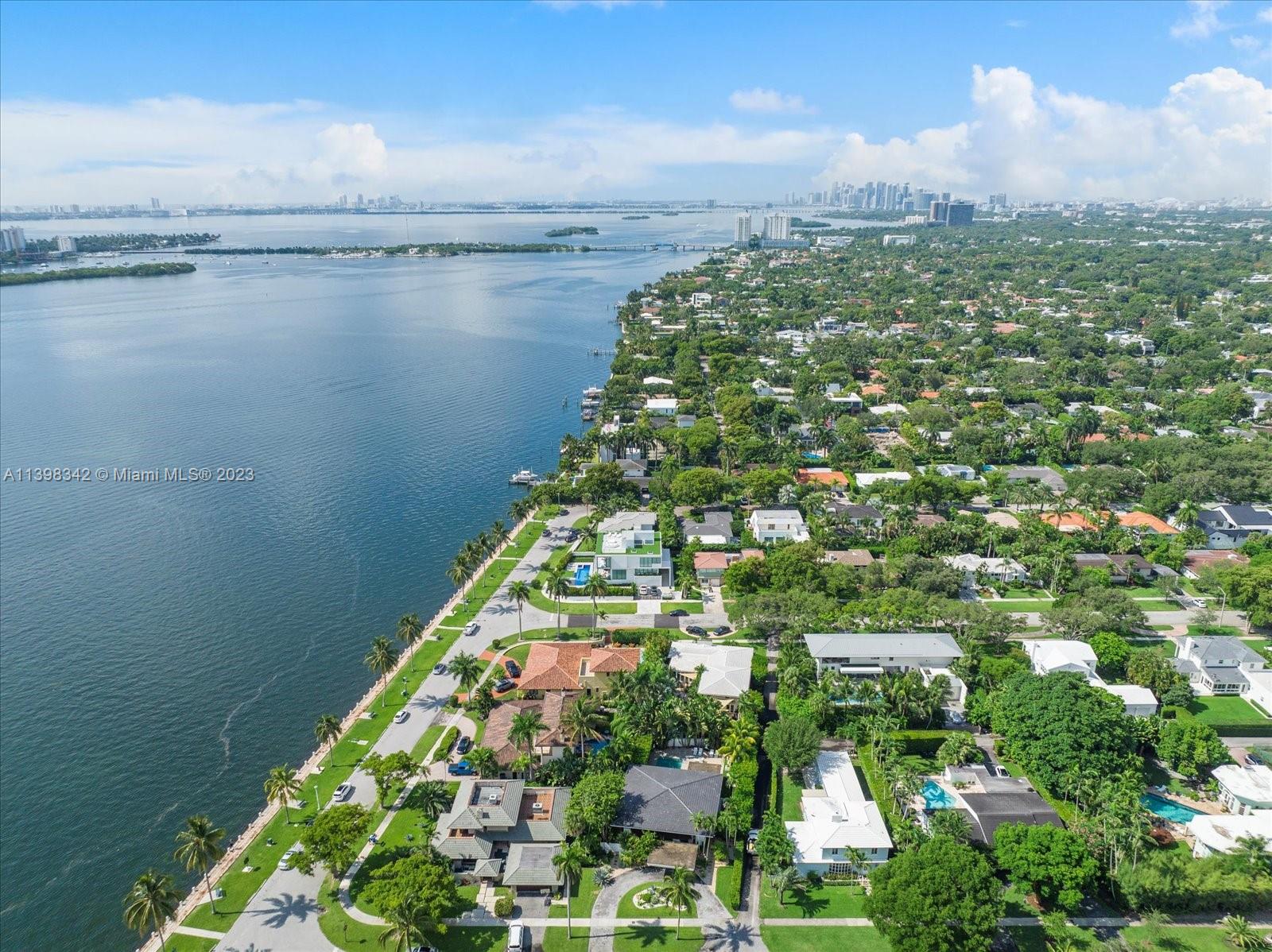 MIAMI SHORES SEC 3 - Residential