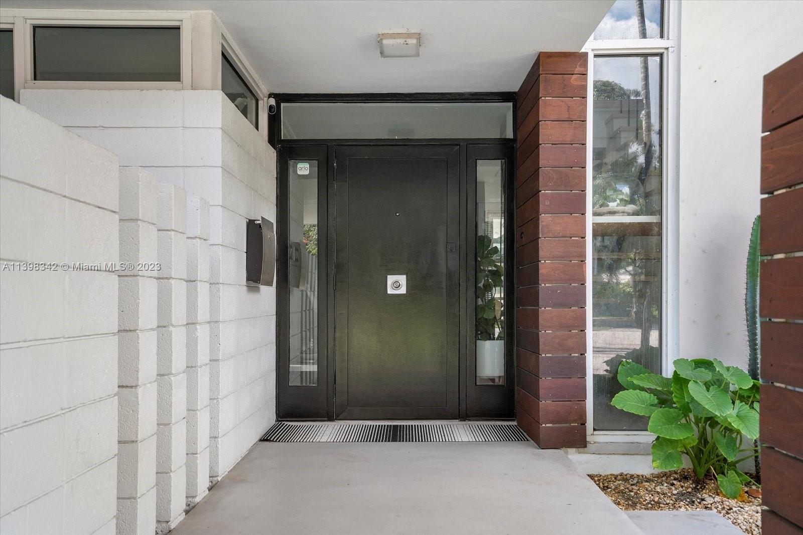 MIAMI SHORES SEC 3 - Residential