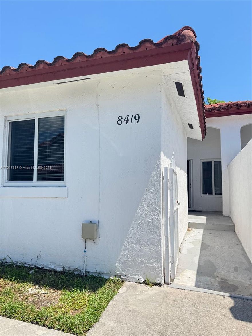 Great Town House in the beautiful area of Cutler Bay, very peaceful and quiet. Unit has been partially remodeled and has 3 bedrooms and 2 bathrooms, with a potential 4 bedroom. Big patio and laundry room inside. Unit has been recently lease to a Section 8 tenant. For SHOWINGS TEXT LA and allow 24 hours.