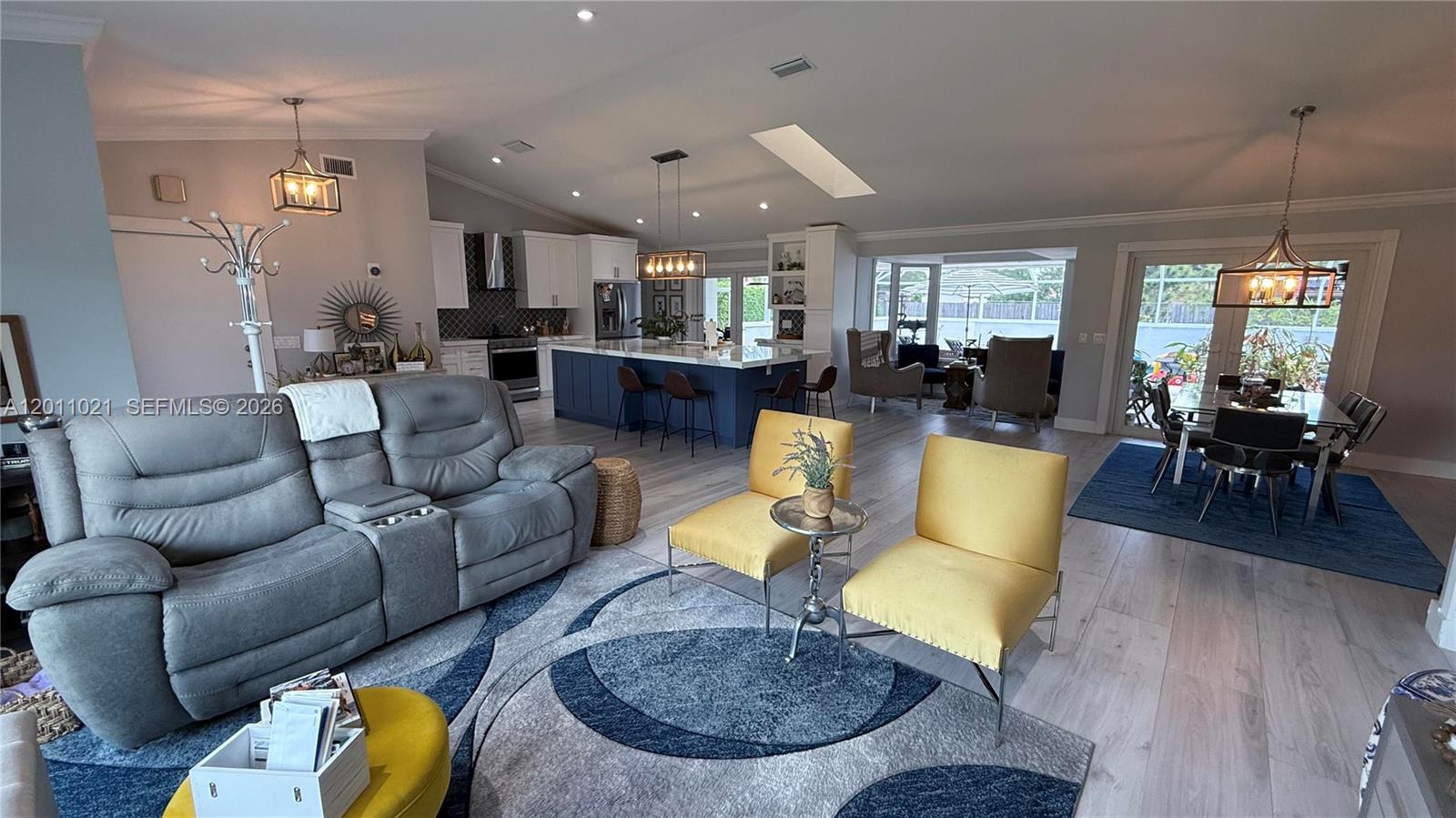 WESTBURY ESTATES - Residential