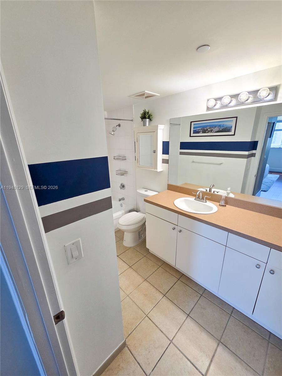 VUE AT BRICKELL CONDO - Residential