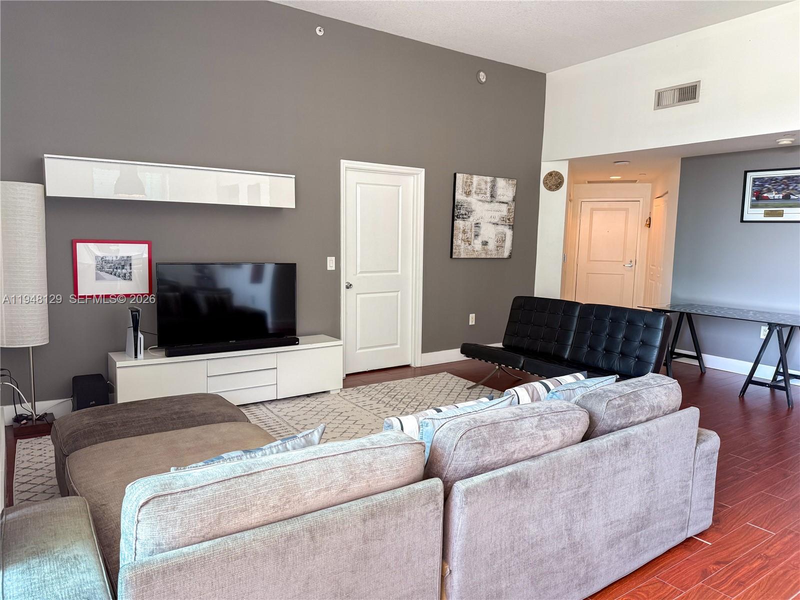 VUE AT BRICKELL CONDO - Residential