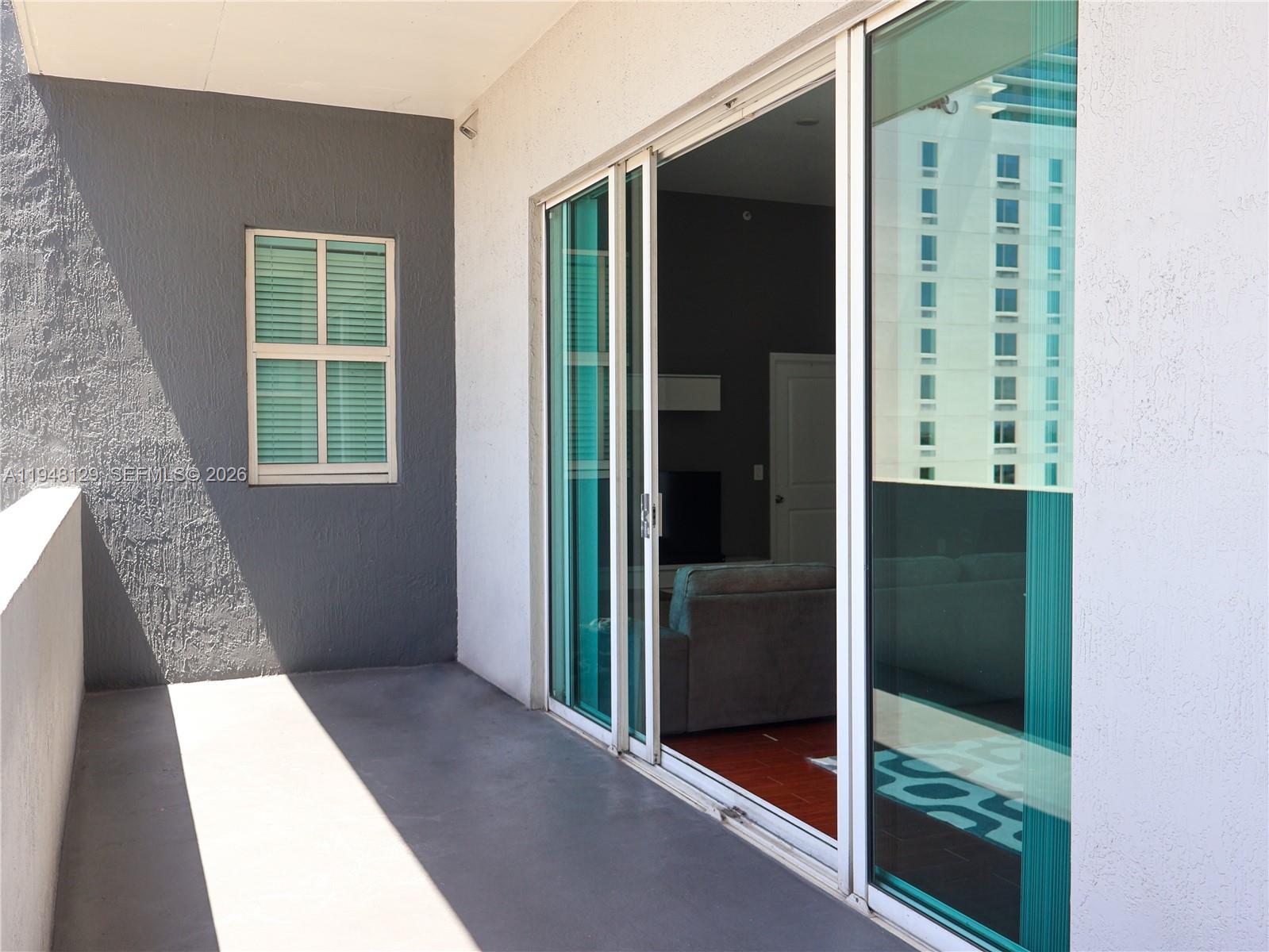 VUE AT BRICKELL CONDO - Residential