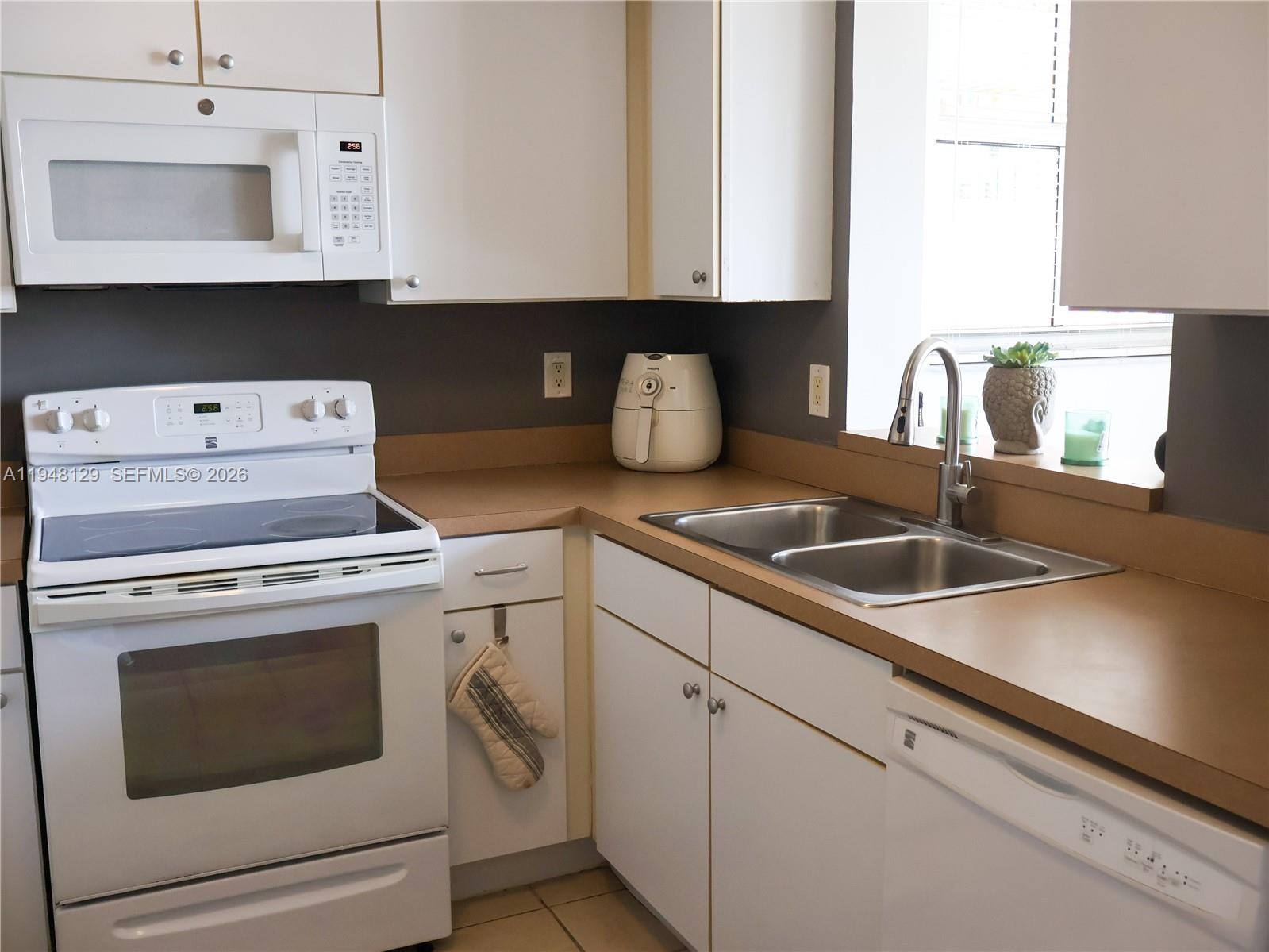 VUE AT BRICKELL CONDO - Residential