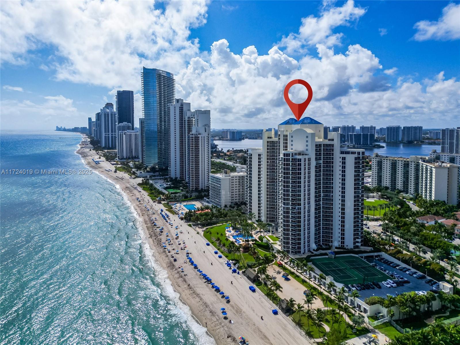 19333 Collins Ave 304
