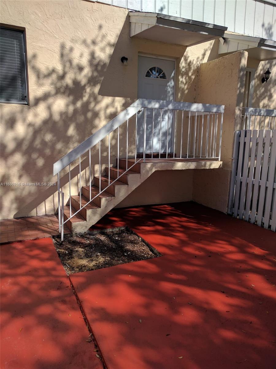 Property for Sale at 22205 Sw 103rd Ave 22205, Cutler Bay, Miami-Dade County, Florida - Bedrooms: 3 
Bathrooms: 3  - $380,000