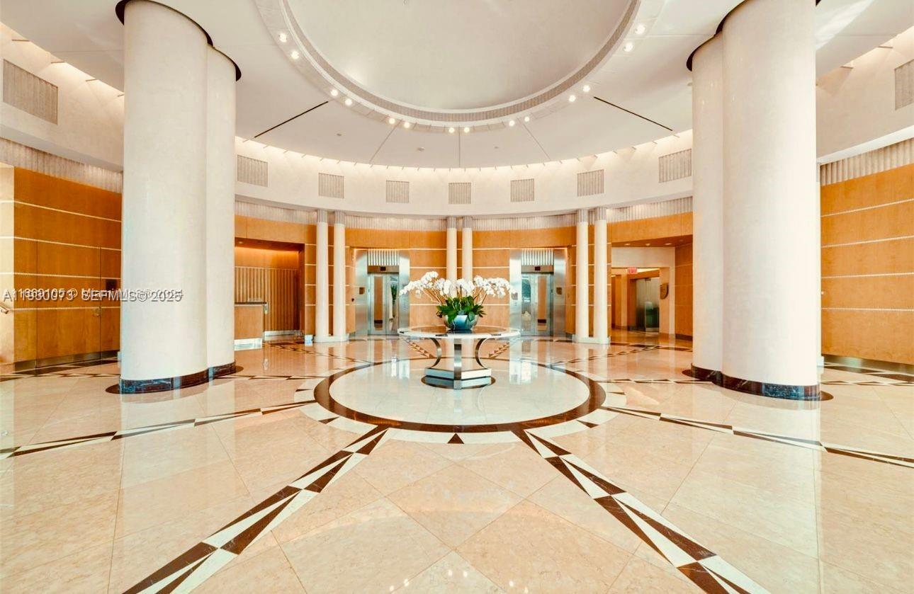 BRISTOL TOWER CONDO - Residential