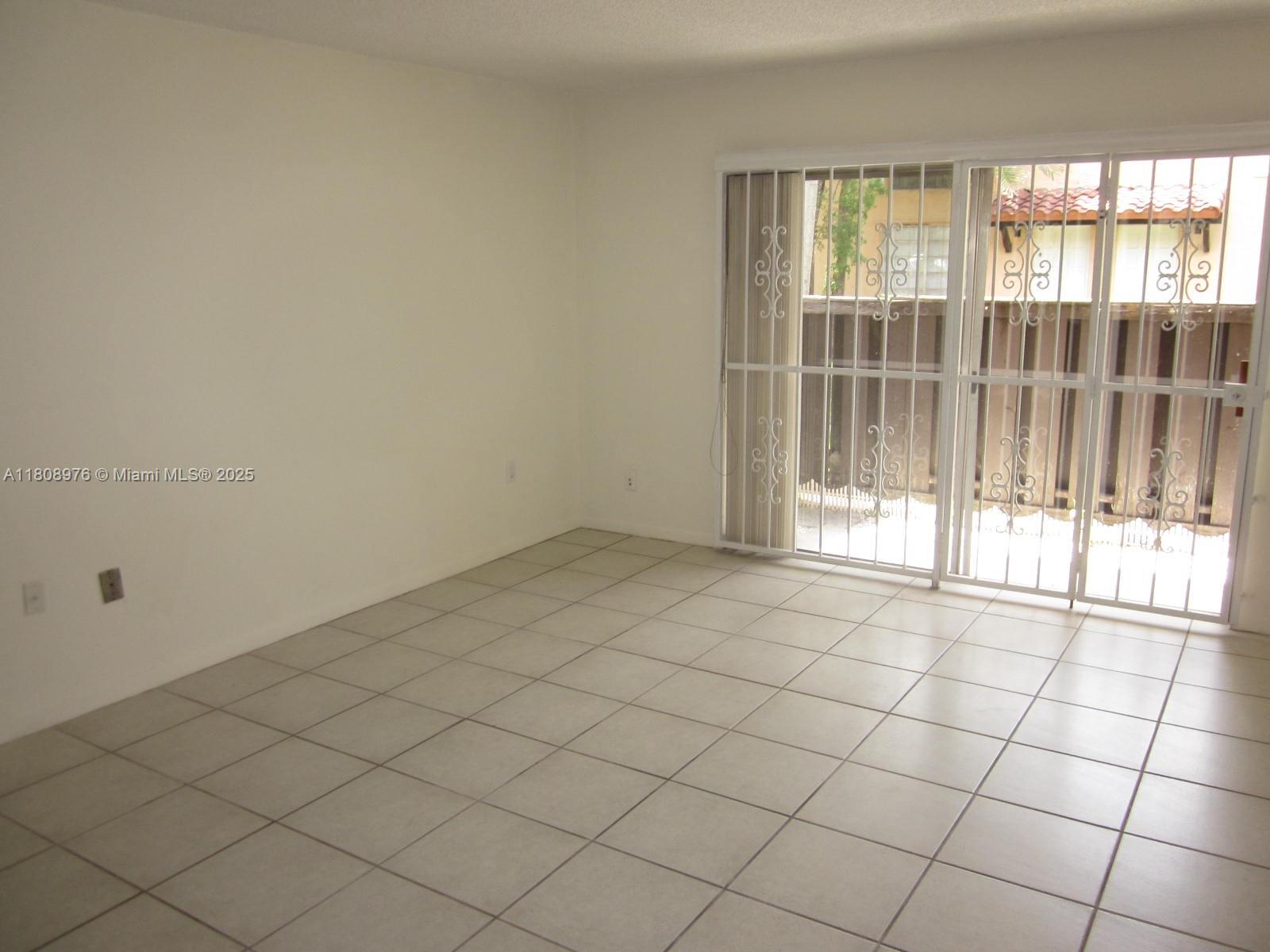 SPANISH TRACE CONDO - Residential Lease