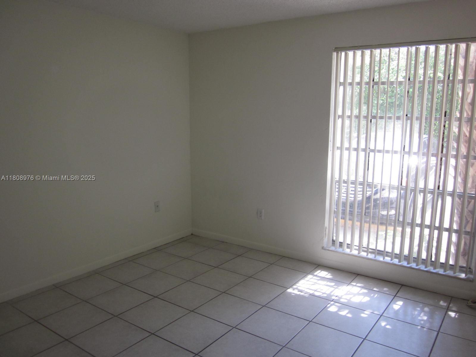 SPANISH TRACE CONDO - Residential Lease