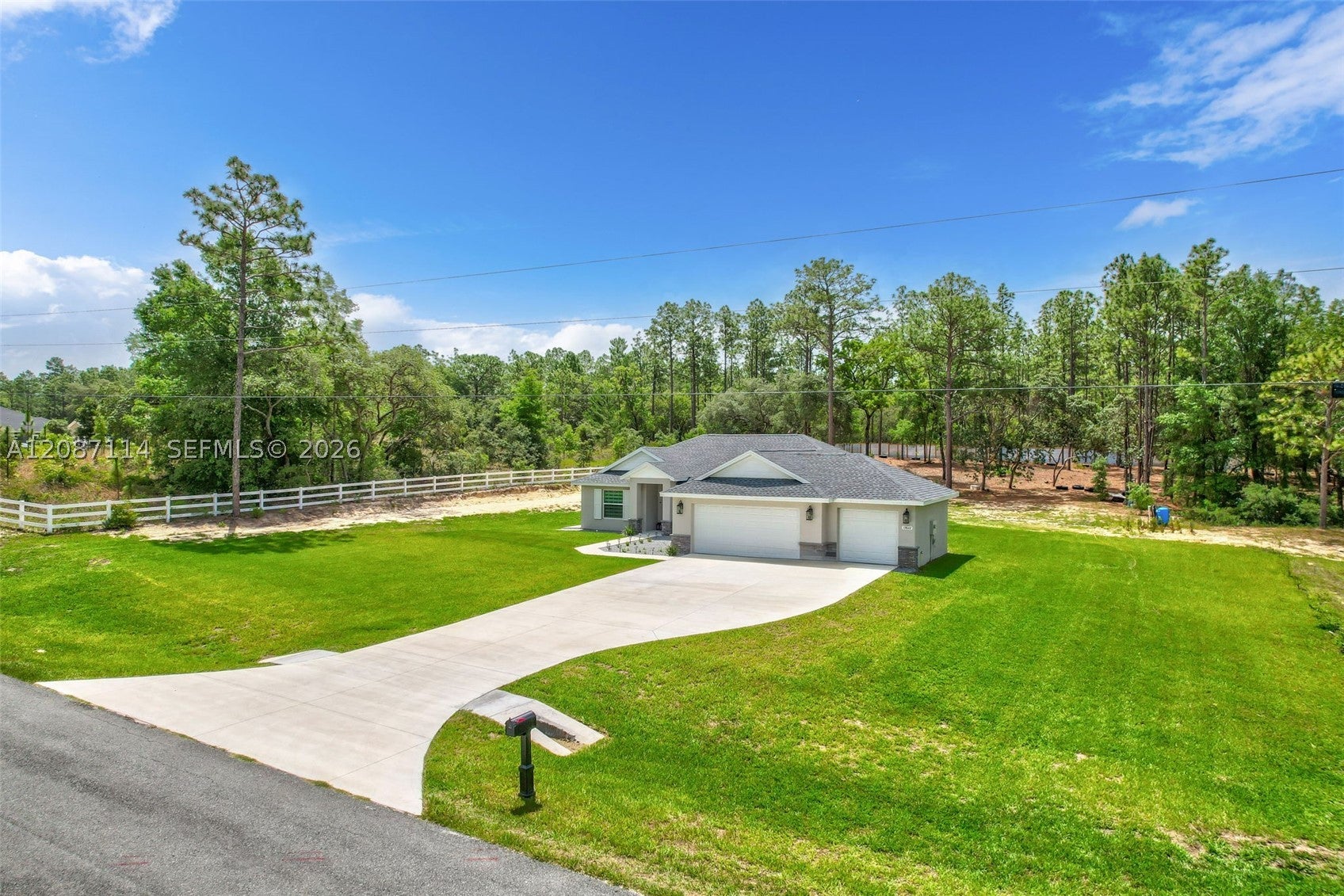 13822 SW 61 Pl Rd