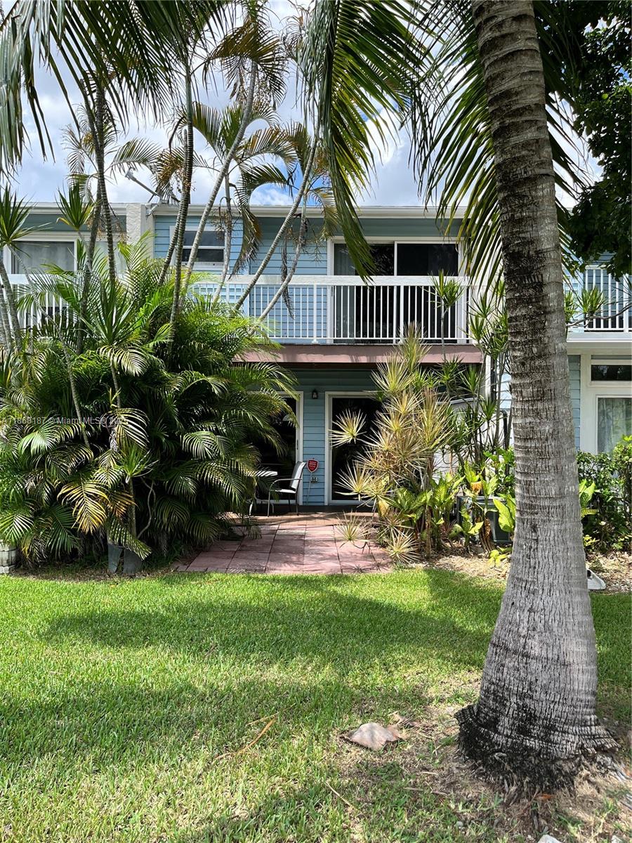 WOODLAKE SHORES - Residential