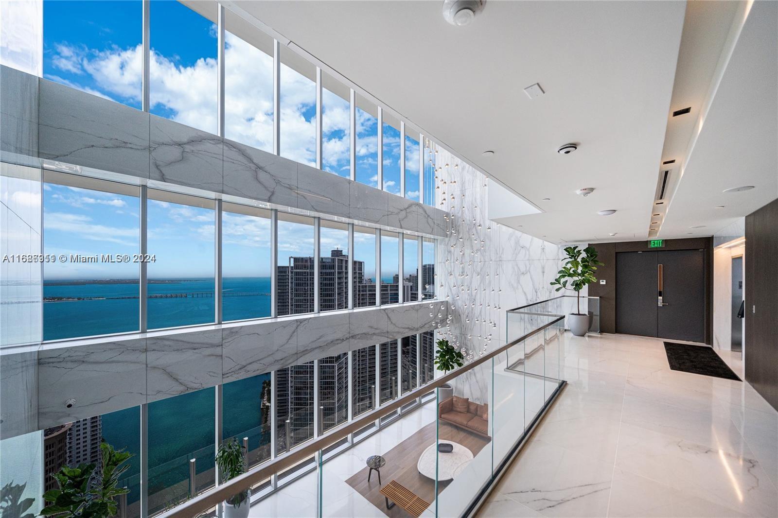300 Biscayne Blvd 2605