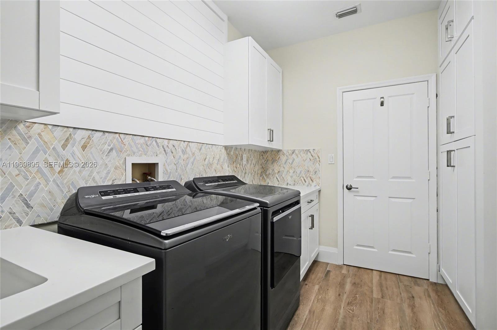 LOGAN WOODS - Residential