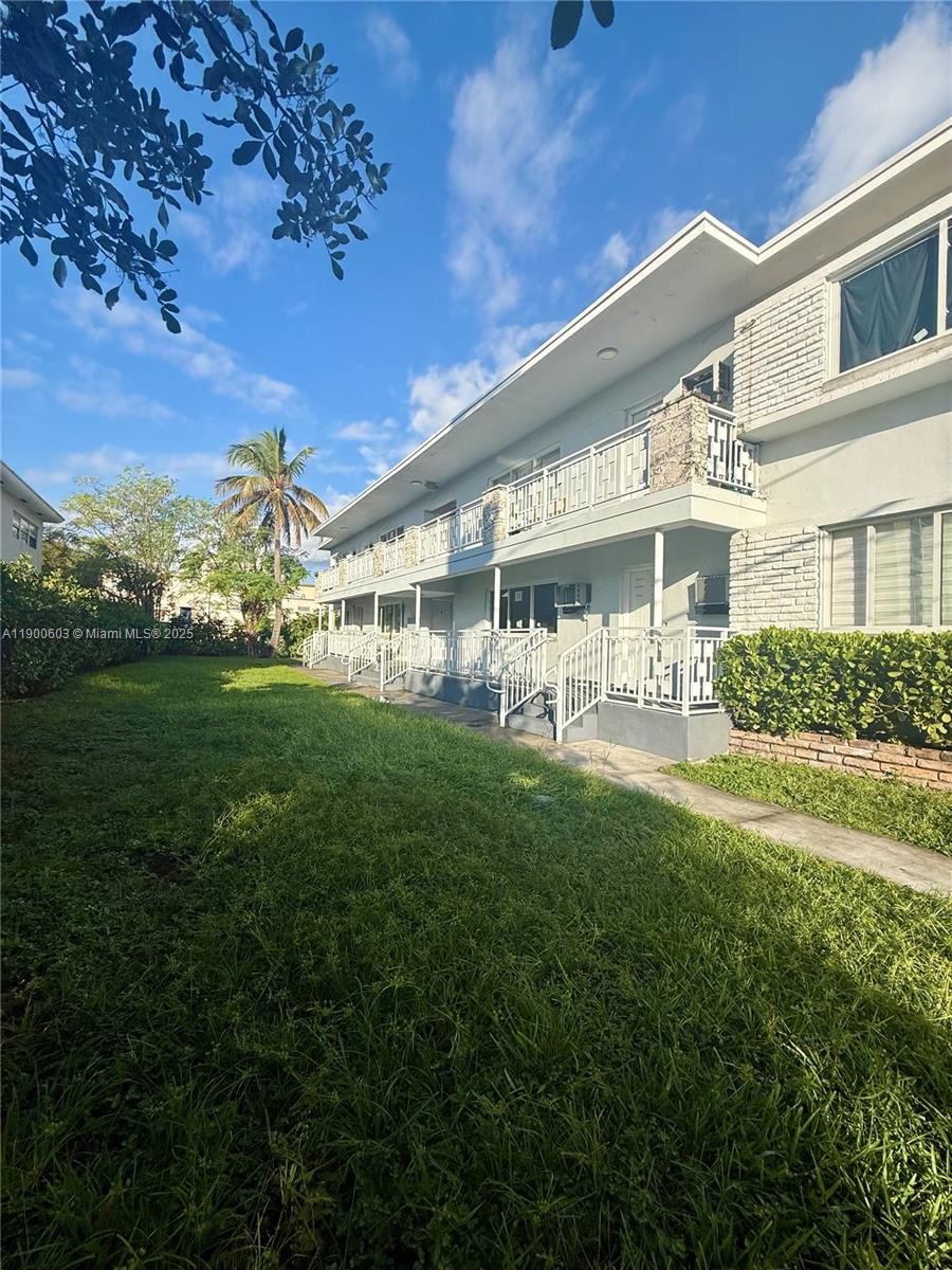 ALTOS DEL MAR NO 3 - Residential Lease