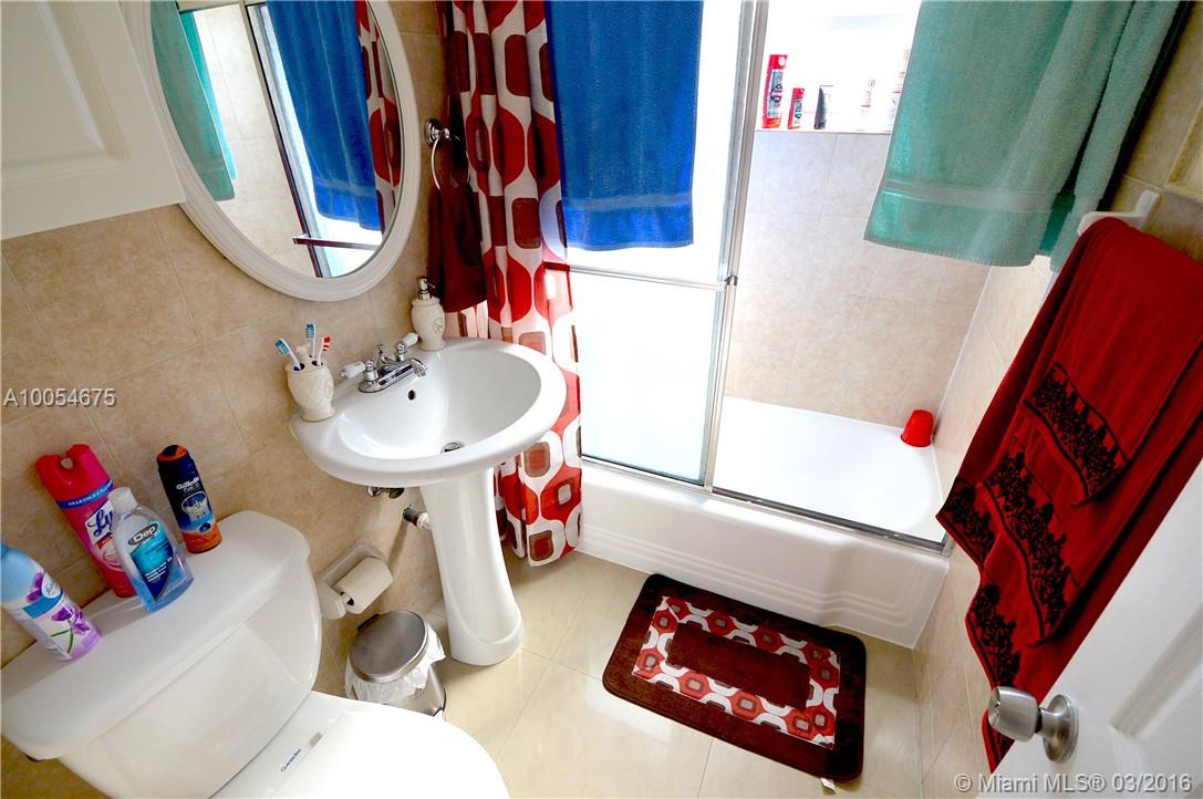 Welwyn Manor Annex 32-13 - Residential