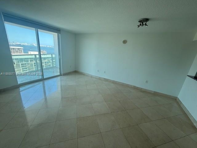 MARQUESA CONDO - Residential Lease