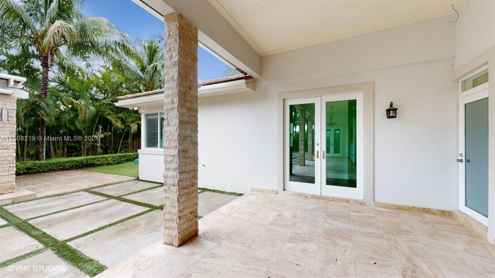 OAK RIDGE FALLS THIRD ADD - Residential