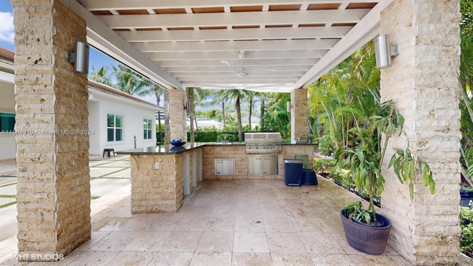 OAK RIDGE FALLS THIRD ADD - Residential