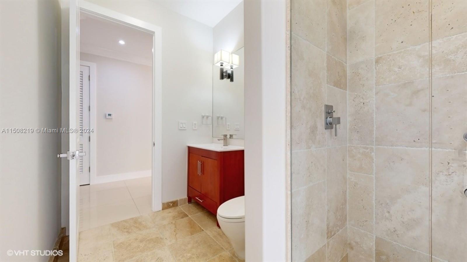 OAK RIDGE FALLS THIRD ADD - Residential