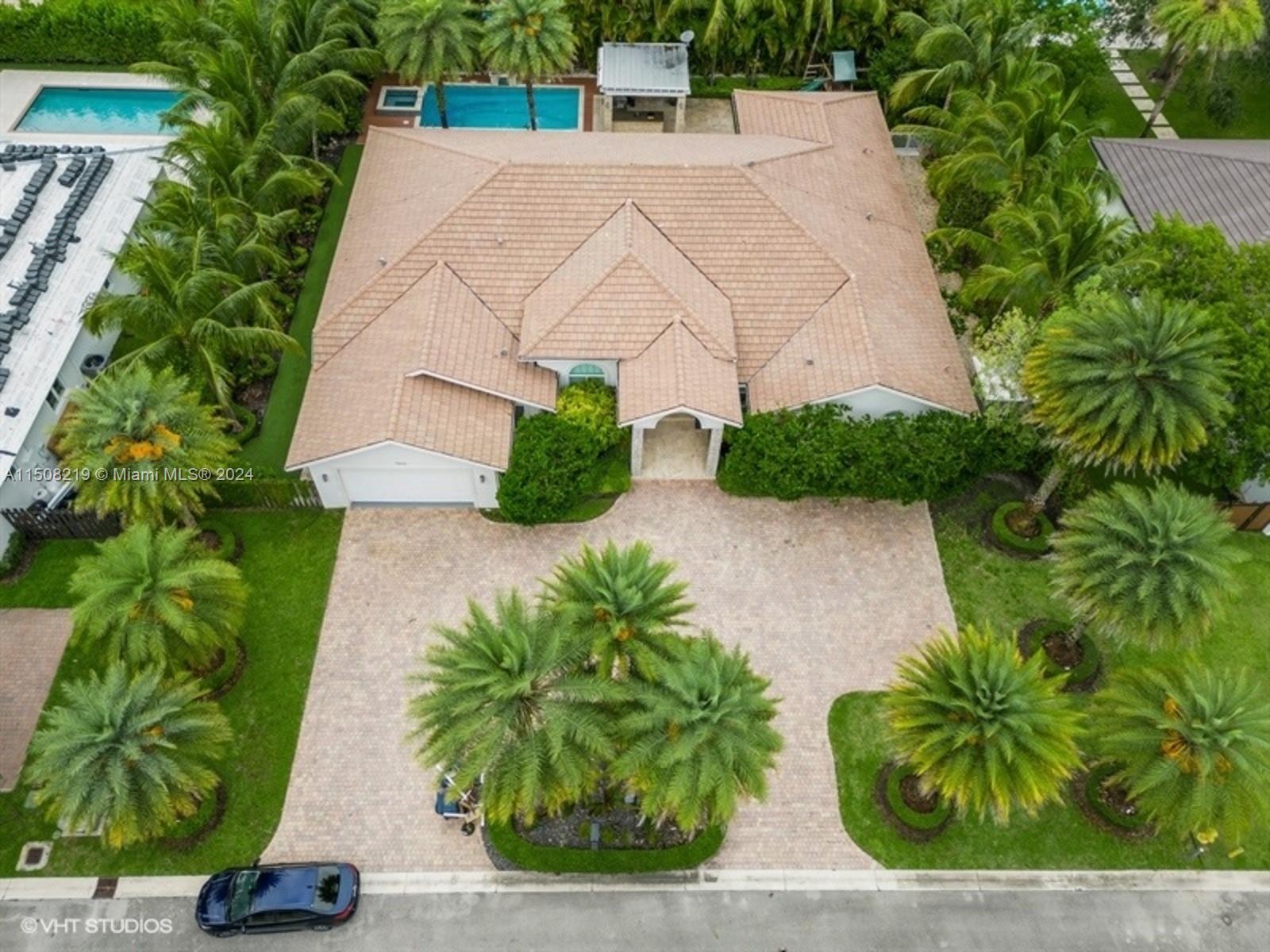 OAK RIDGE FALLS THIRD ADD - Residential