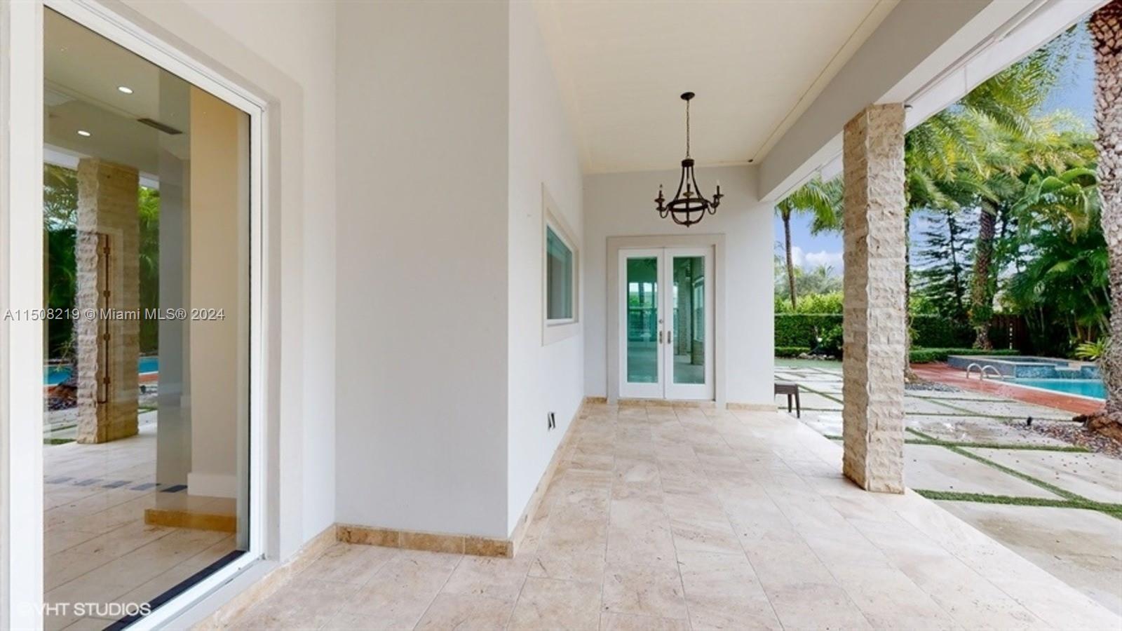 OAK RIDGE FALLS THIRD ADD - Residential